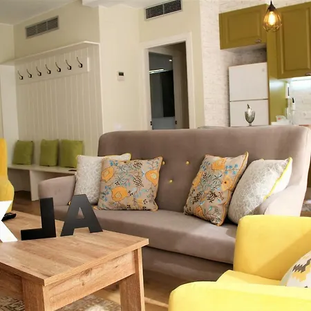 Apartamento Boutique Lux Lägenhet